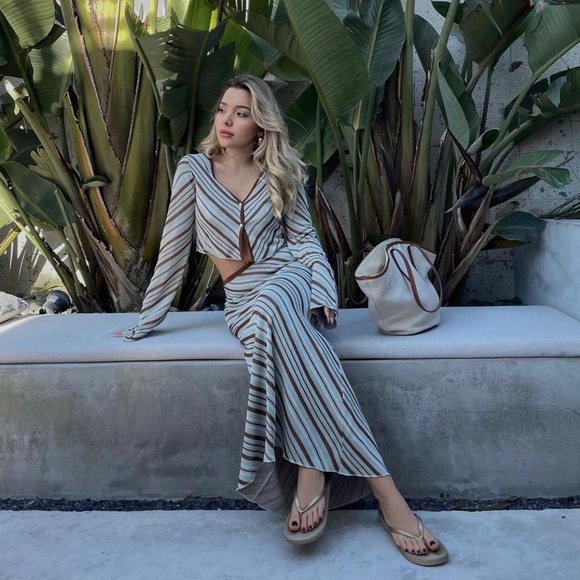 🆕 {Zara} Striped Knit Sweater - Picture 16 of 17